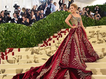 Met Gala | Versace 助阵星光闪耀的红毯大秀